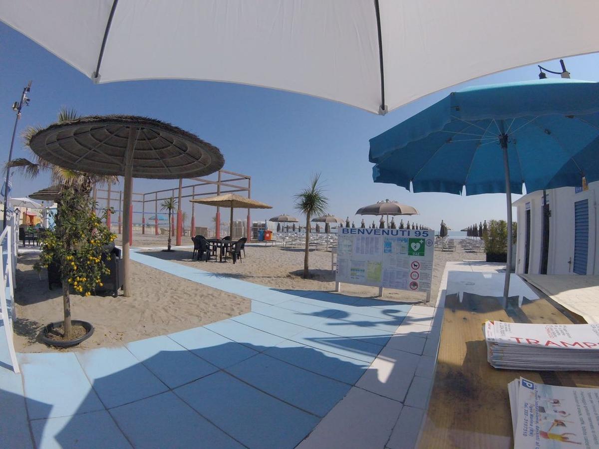 Hotel Villa Cesira Bellaria-Igea Marina Extérieur photo